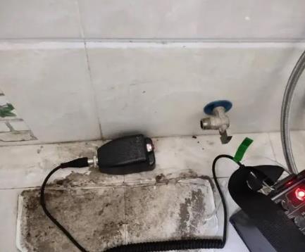 源汇屋顶漏水维修公司分享下卫生间漏水的危害及解决方法